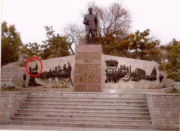 YOZGAT ATATÜRK ANITI BOZKURT
