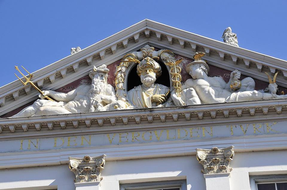 HOLLANDA DA BARBAROS BÜSTÜ